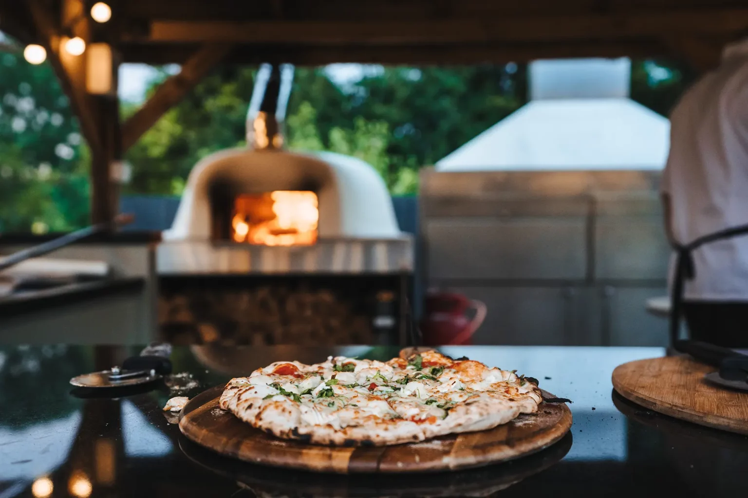 The Pear Tree Purton evening food pizza